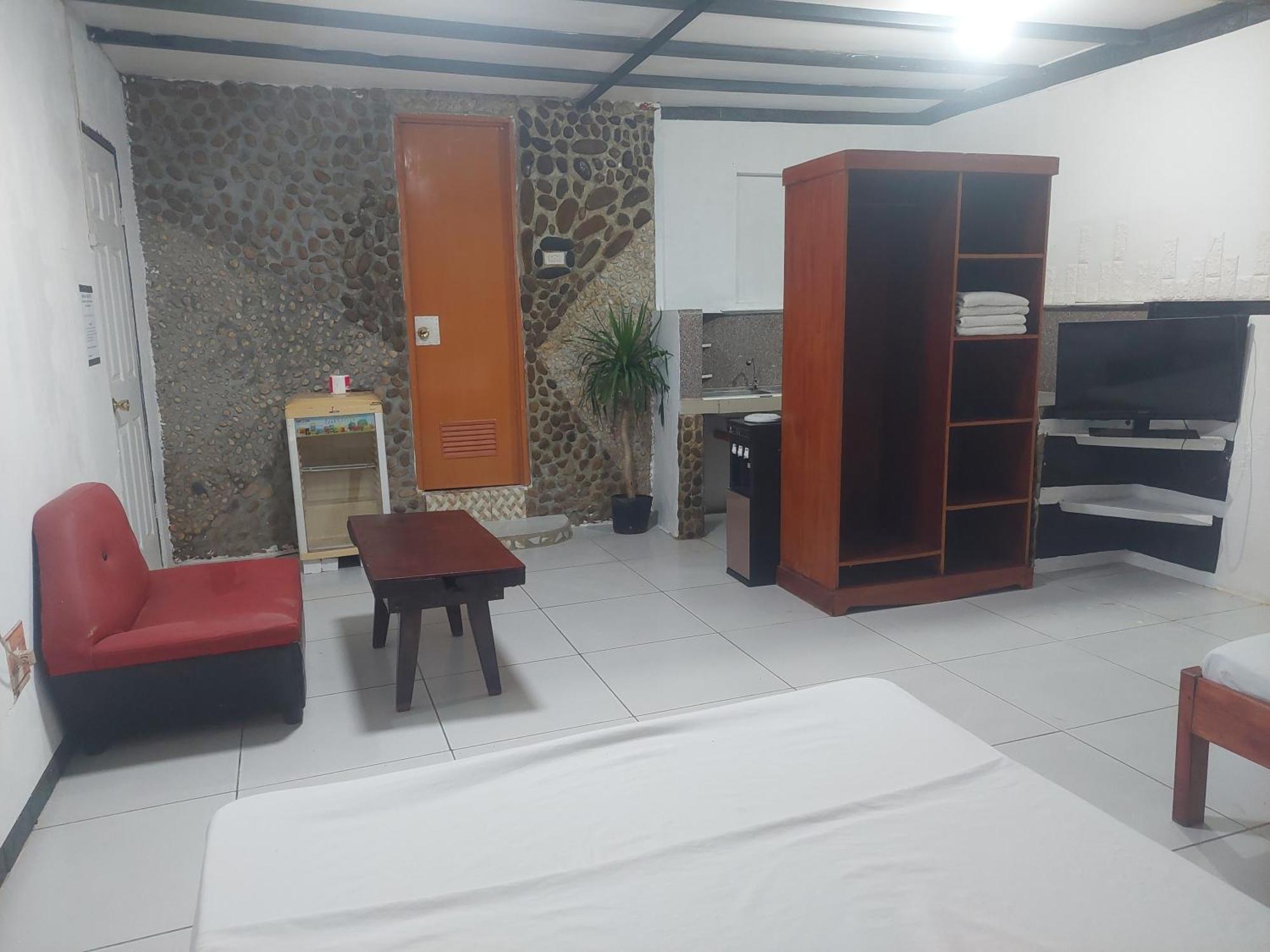 Larmar Bed And Breakfast Puerto Princesa Luaran gambar