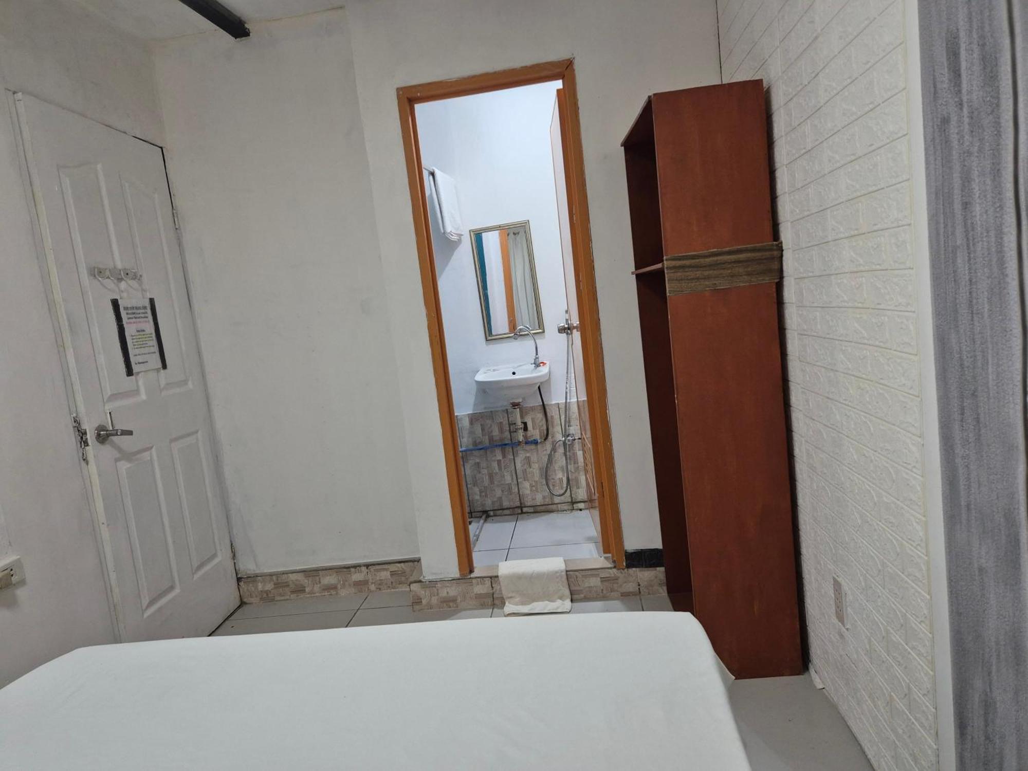 Larmar Bed And Breakfast Puerto Princesa Luaran gambar