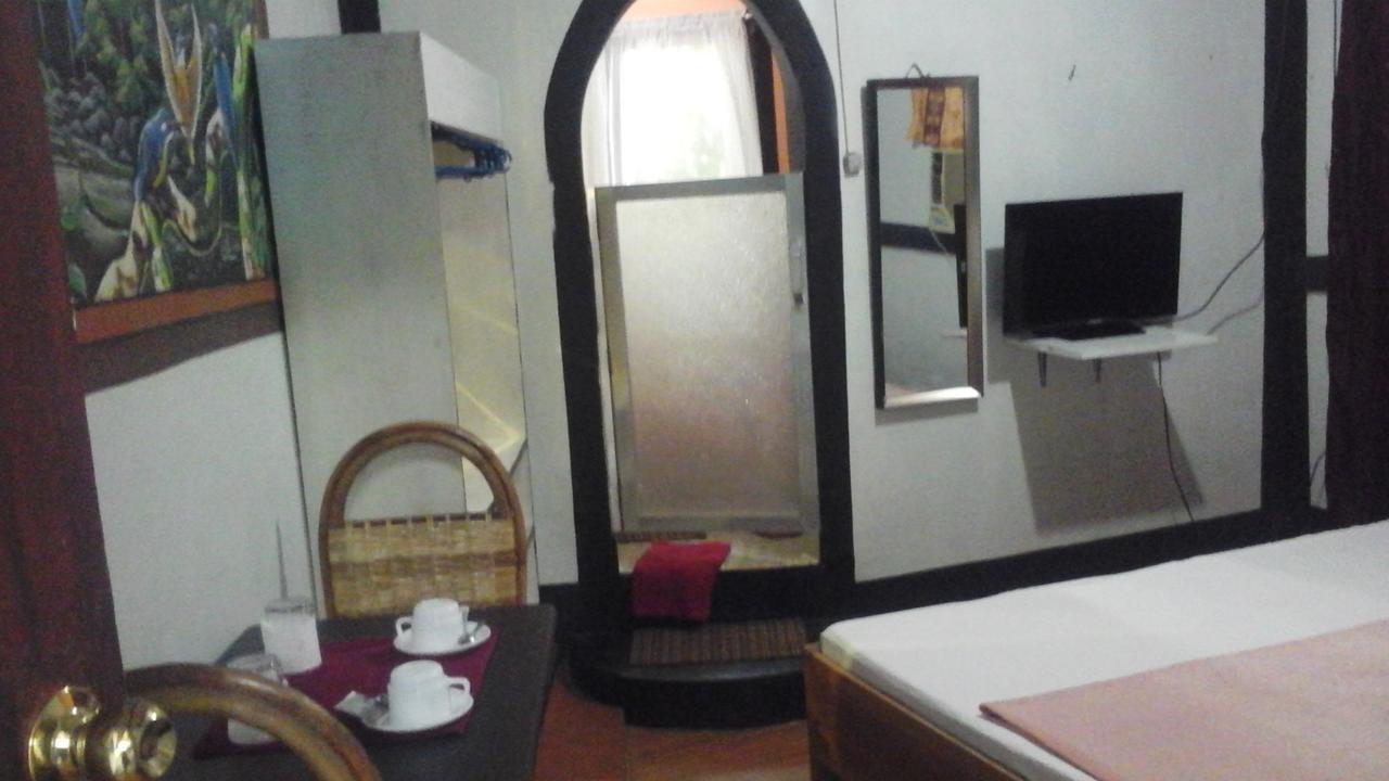 Larmar Bed And Breakfast Puerto Princesa Luaran gambar