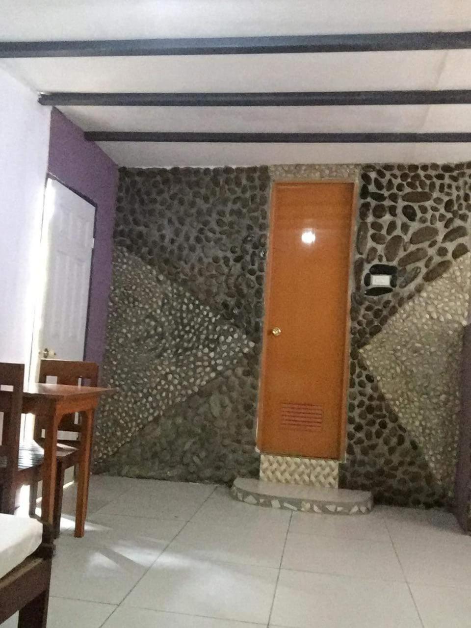 Larmar Bed And Breakfast Puerto Princesa Luaran gambar